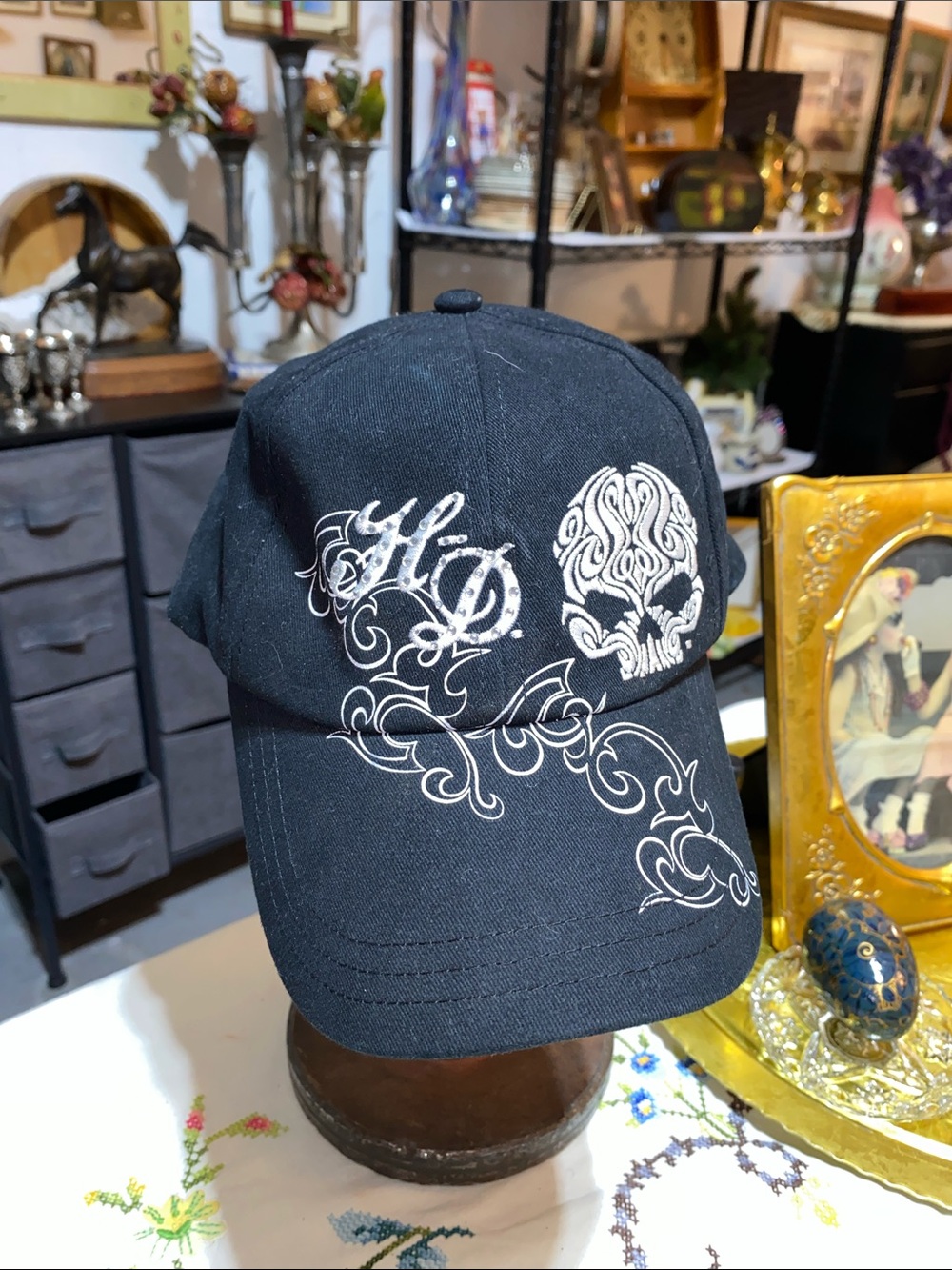 Harley Davidson, black ball cap with 3 pins